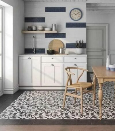 Erte Blanco 22.3x22.3